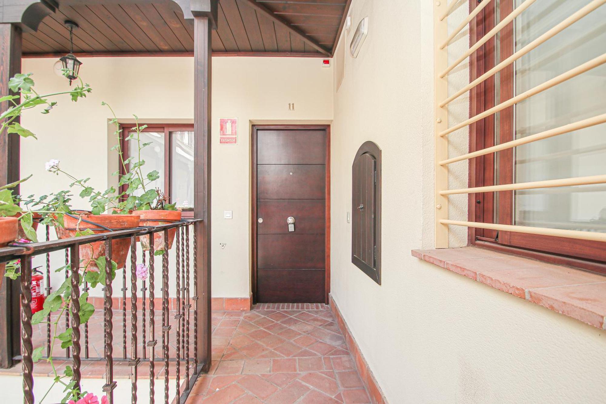 Charming Apt In The Center - 10M Walk Isla Magica Севілья Екстер'єр фото